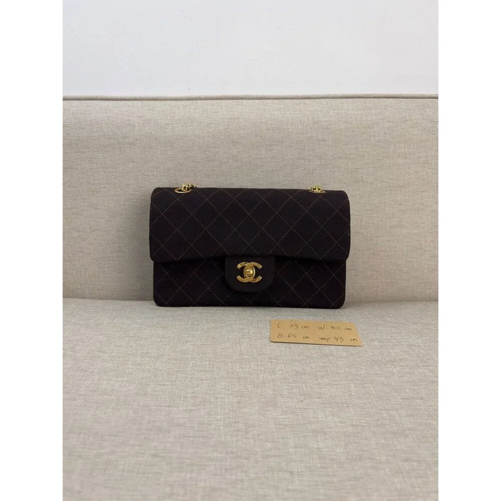 CHANEL 100% authentic